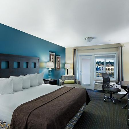 Oxford Suites Silverdale Exterior photo