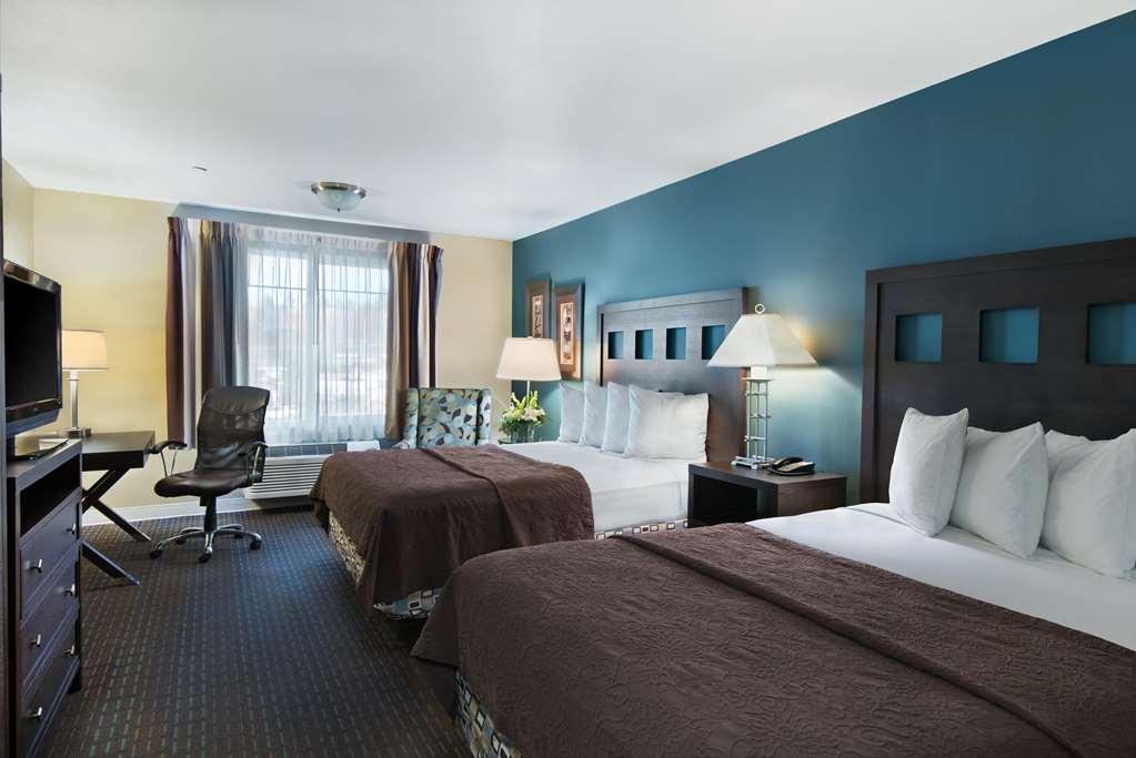 Oxford Suites Silverdale Room photo