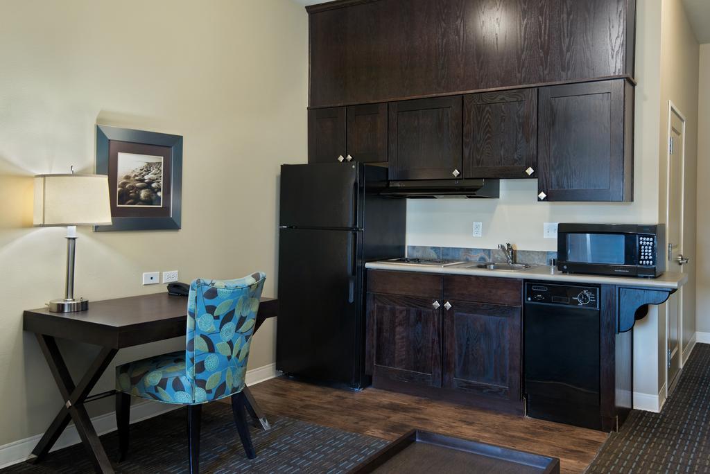 Oxford Suites Silverdale Exterior photo